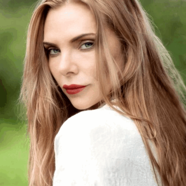 Samantha Womack